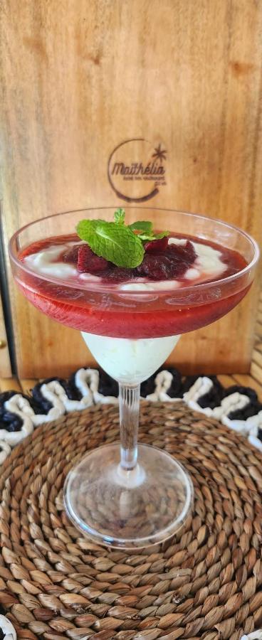 Purple Beach - Maithelia - กิลิไอร์ ภายนอก รูปภาพ