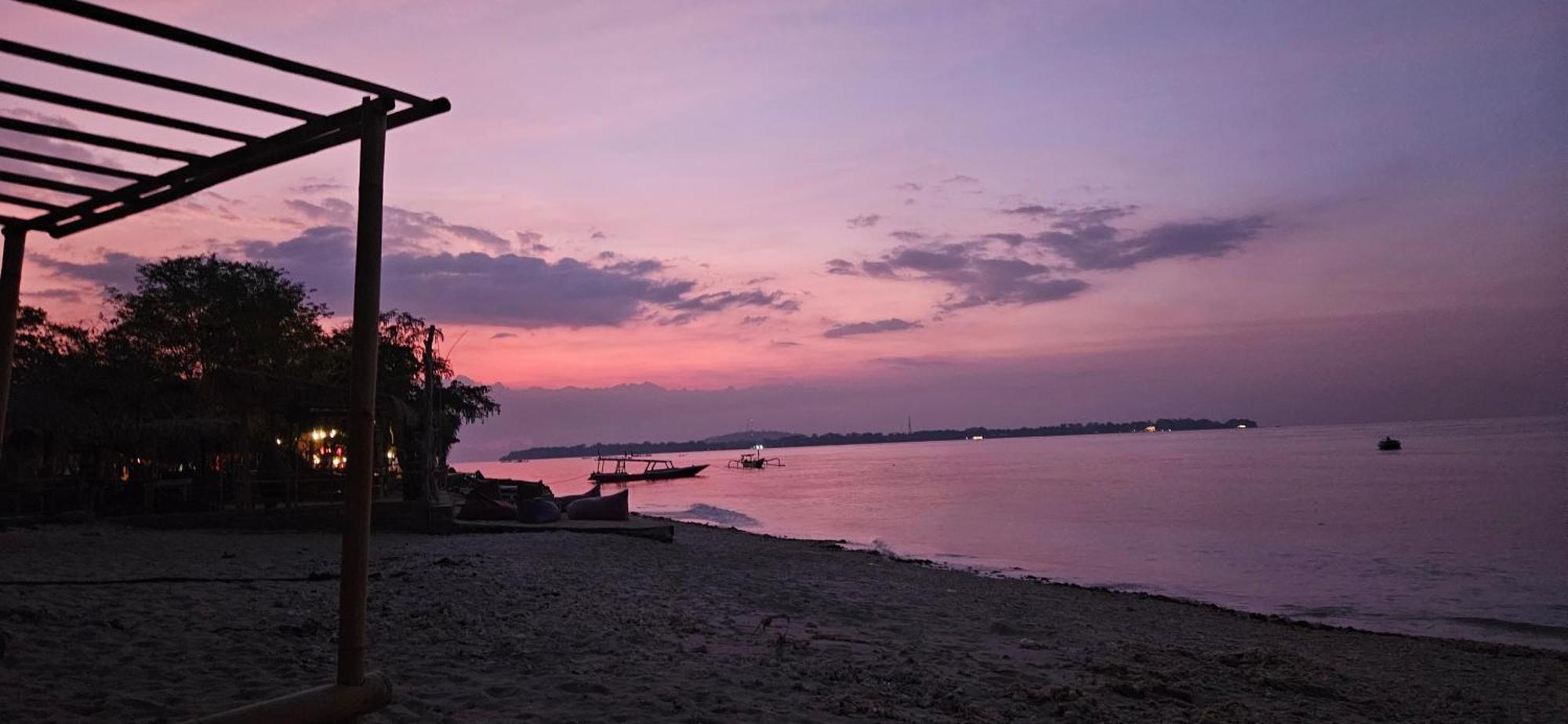 Purple Beach - Maithelia - กิลิไอร์ ภายนอก รูปภาพ